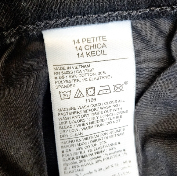 Old Navy High -Rise Straight Jeans Pants - Picture 9 of 10